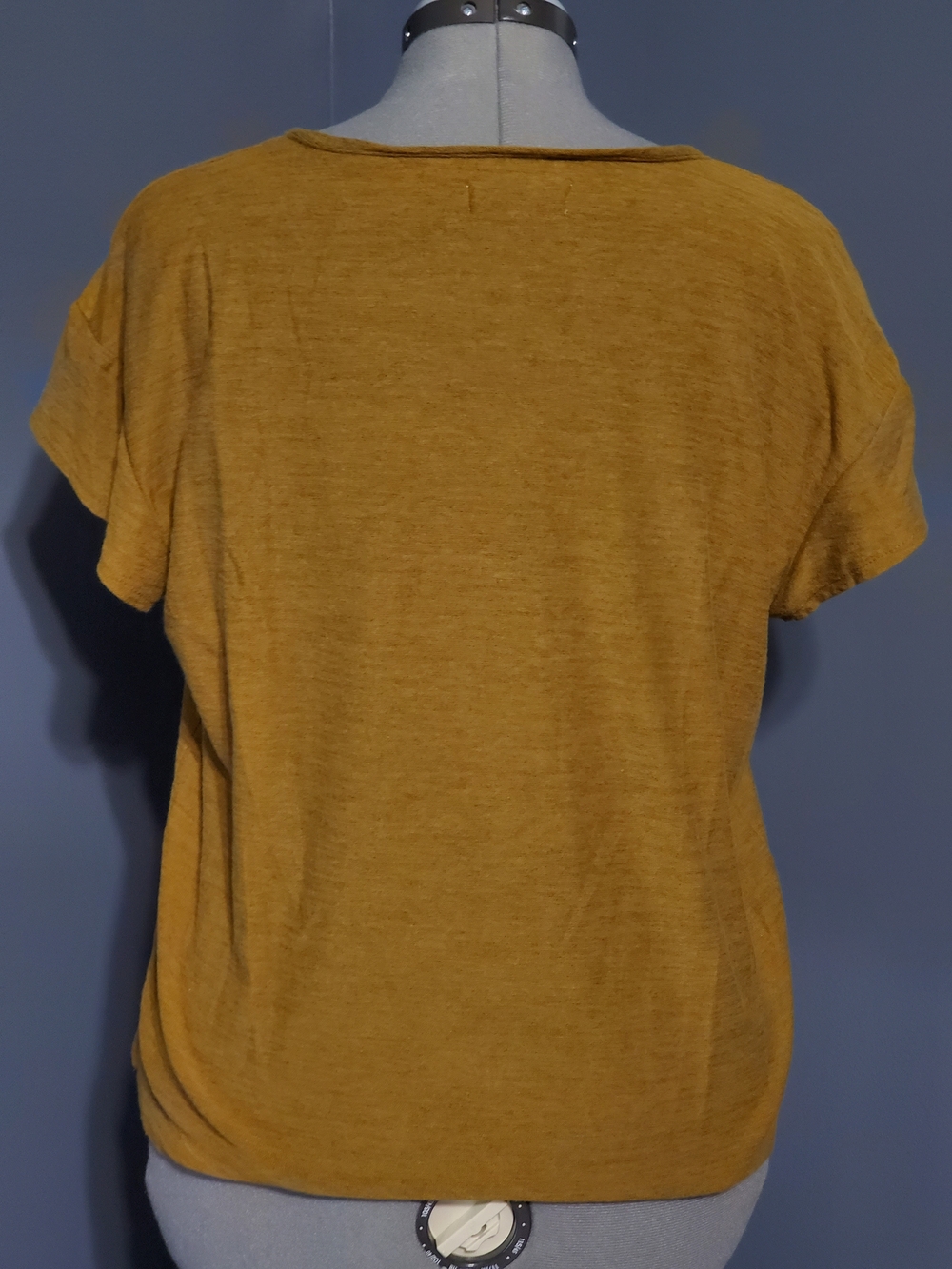 Madewell Mustard Yellow V-Neck Short Sleeve Tee Women's Size L - Picture 3 of 6